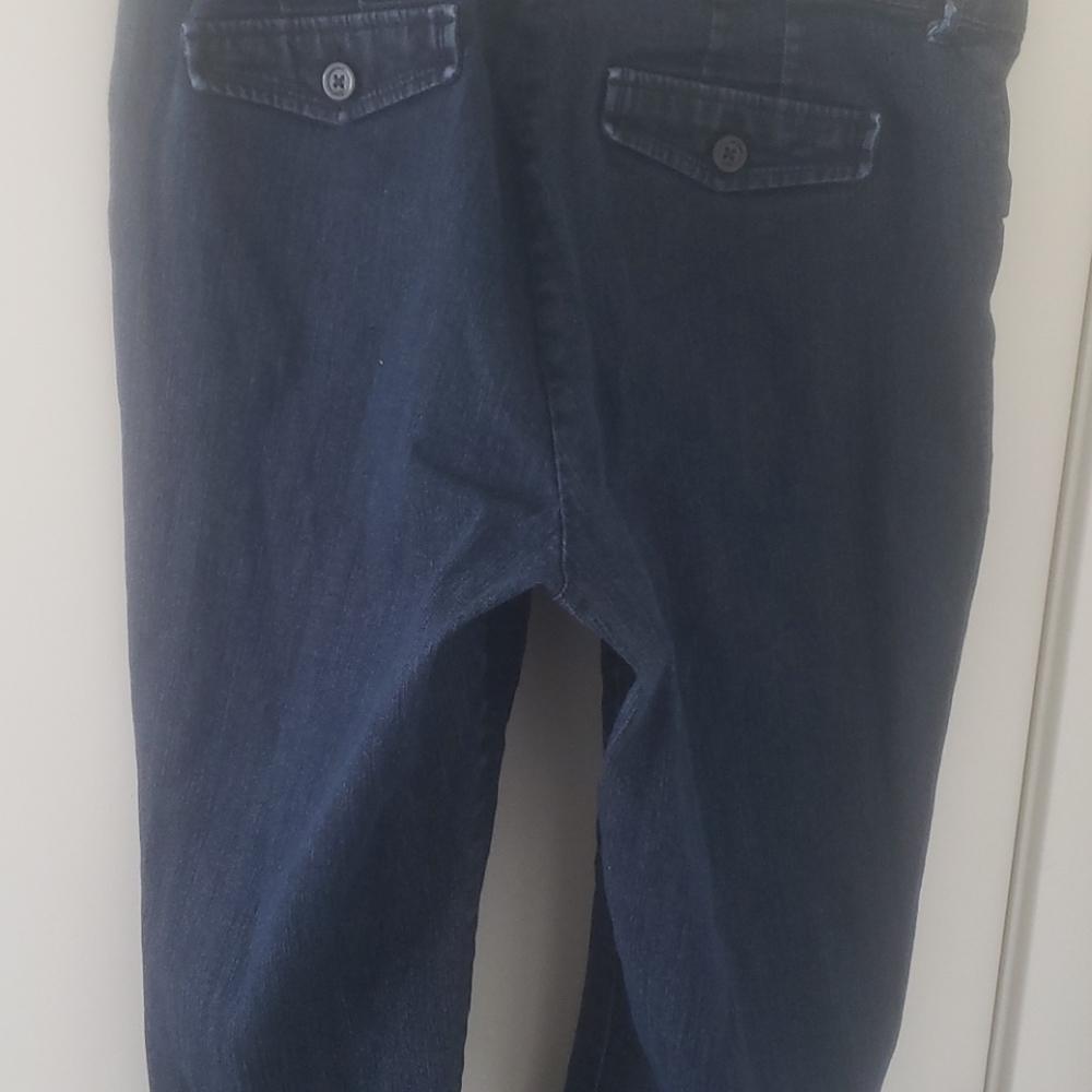 Jeans - Picture 4 of 5